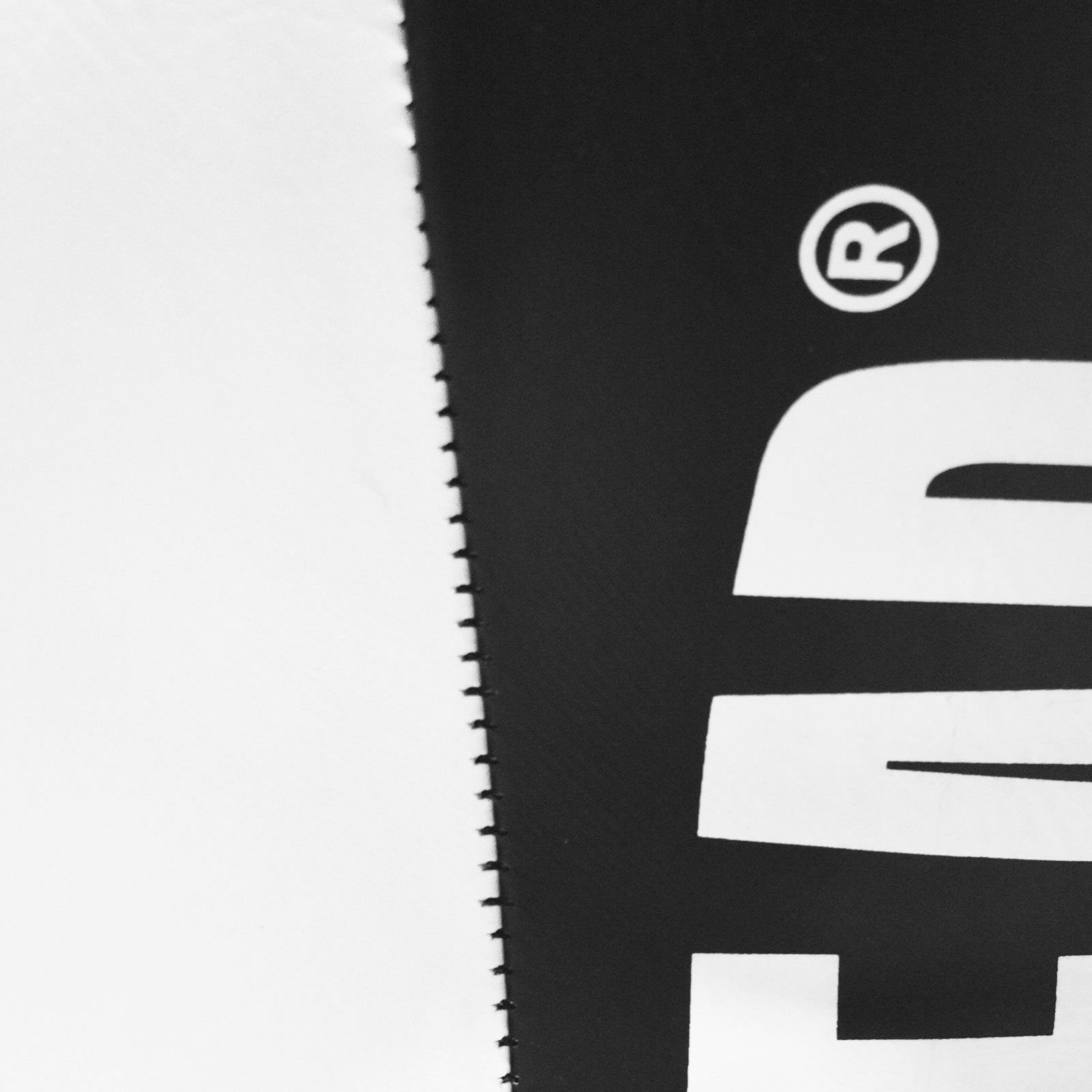 Tuf Wear Balboa 4FT Angle Jumbo Punchbag (20 Diameter) - Image 3