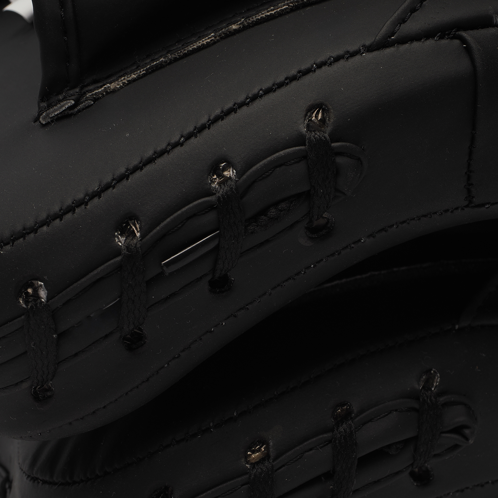 Tuf Wear PU Cuban Focus Pads - Image 5