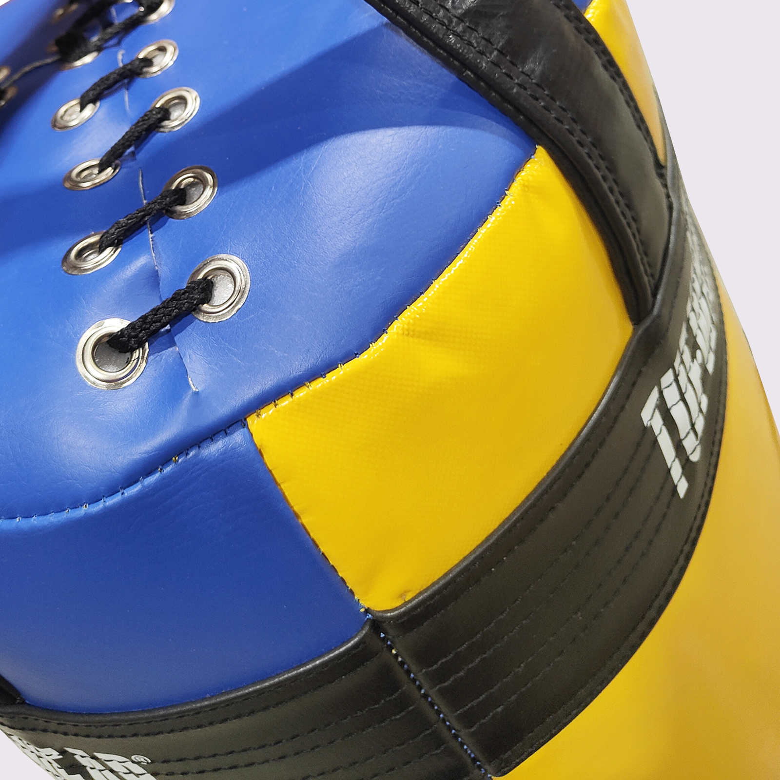 Tuf Wear Balboa 4FT Straight Punch Bag - Image 4